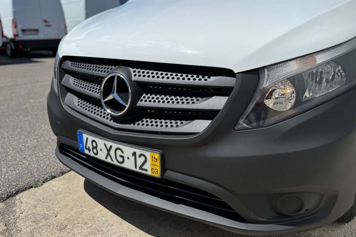 mercedes-benz-vito-2019-diesel-1598cc
