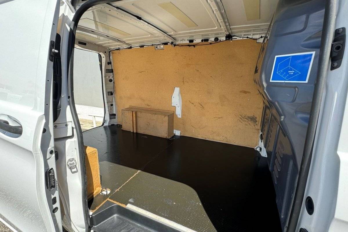 mercedes-benz-vito-2019-diesel-1598cc