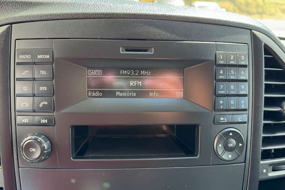 mercedes-benz-vito-2019-diesel-1598cc