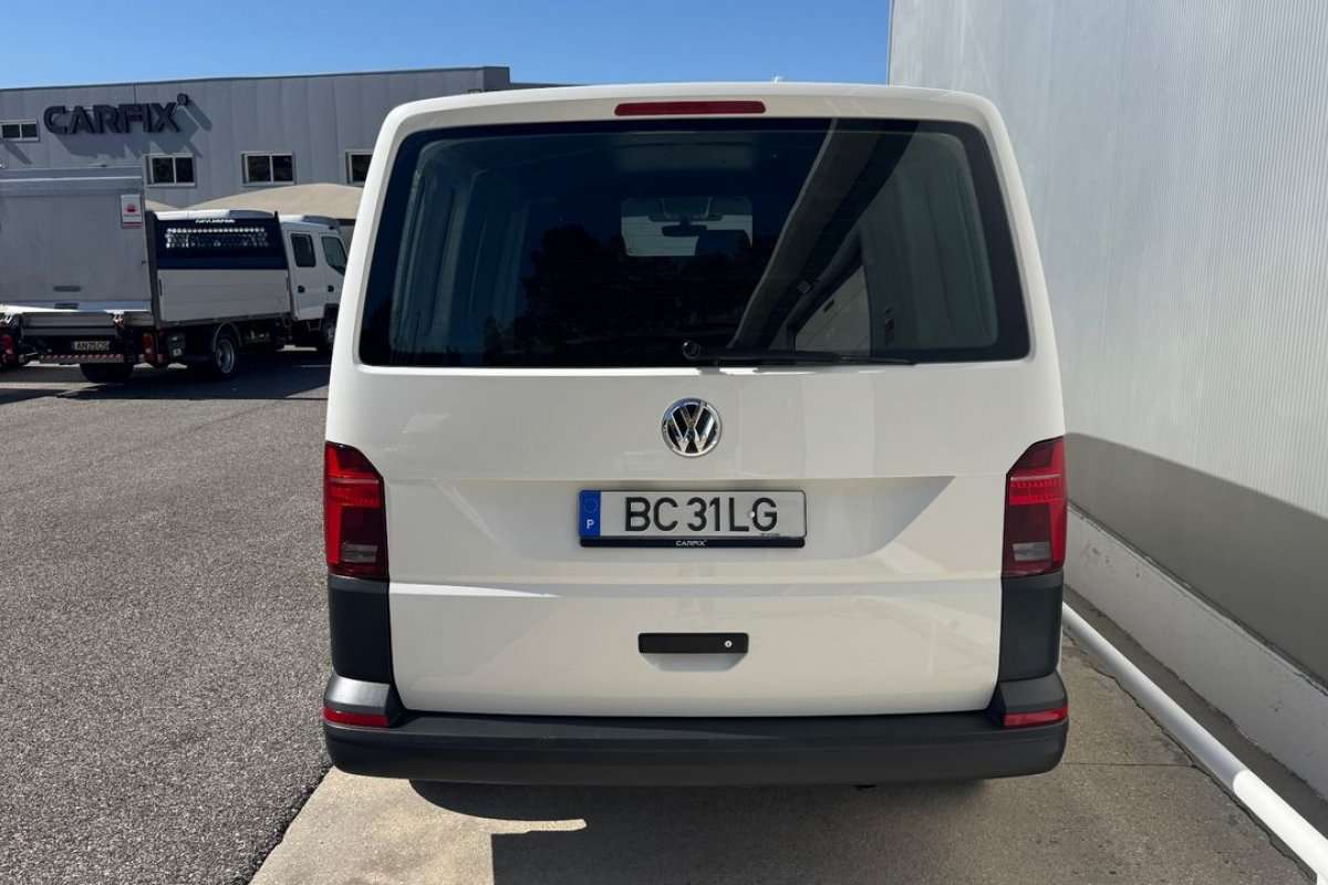 volkswagen-transporter-2023-diesel-1968cc