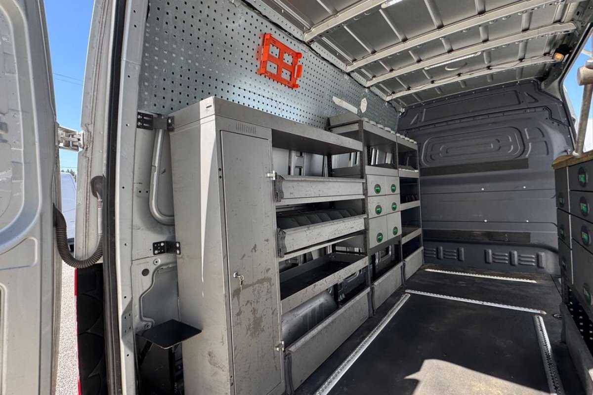 mercedes-benz-sprinter-2019-diesel-2143cc