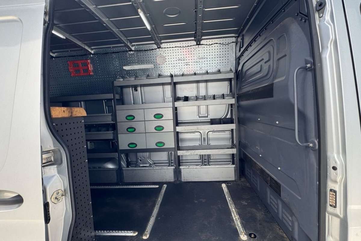 mercedes-benz-sprinter-2019-diesel-2143cc