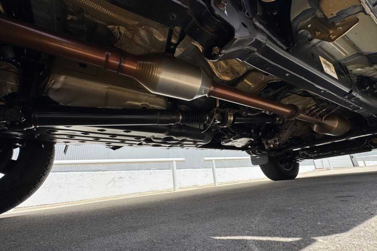 toyota-hilux-2021-diesel-2393cc