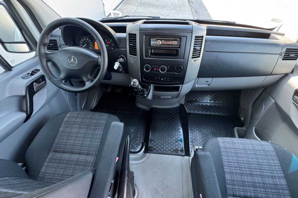 mercedes-benz-sprinter-2015-diesel-2143cc