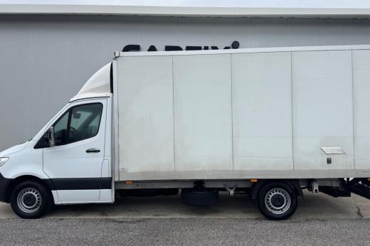 mercedes-benz-sprinter-2023-diesel-1950cc