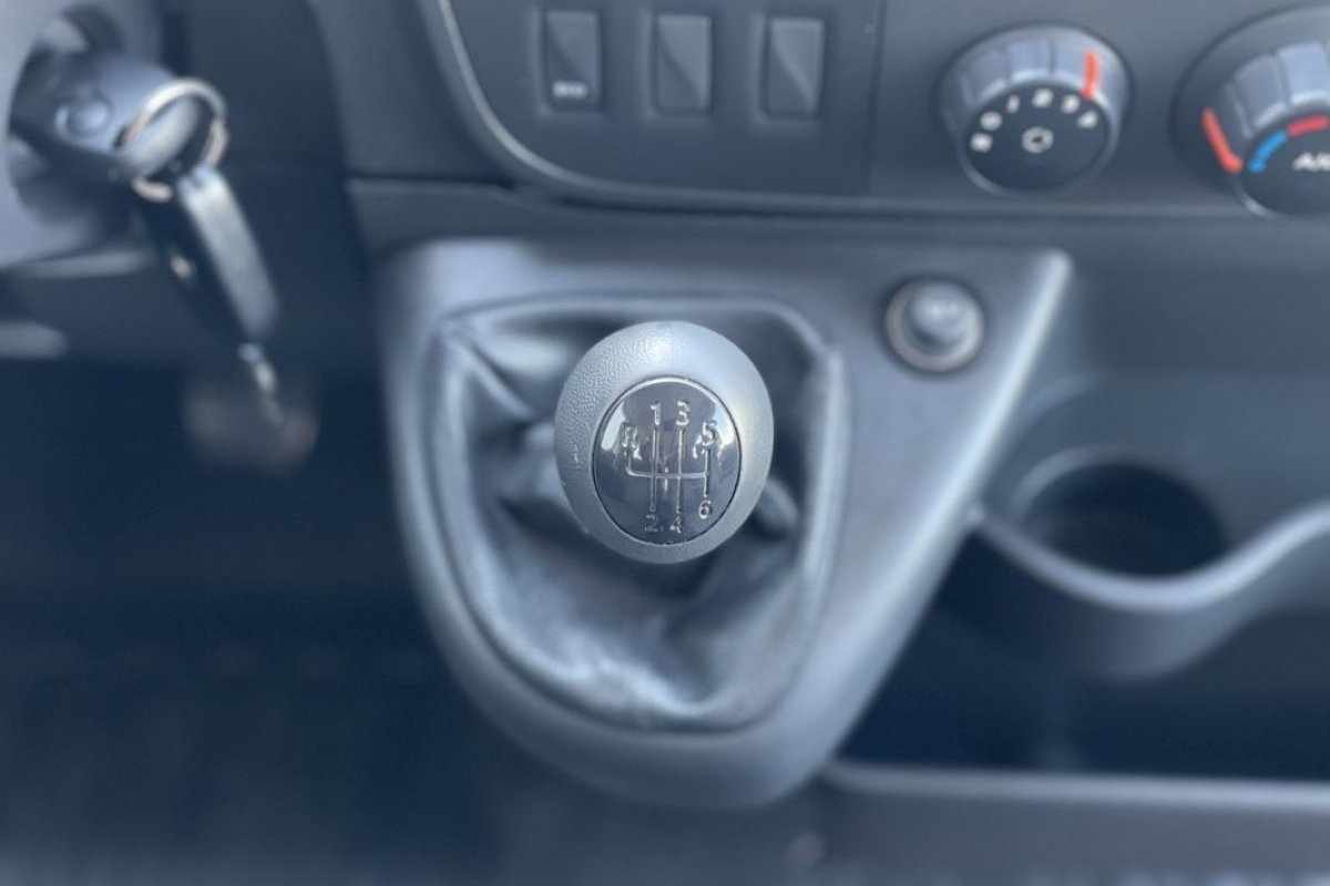 renault-master-2020-diesel-2299cc