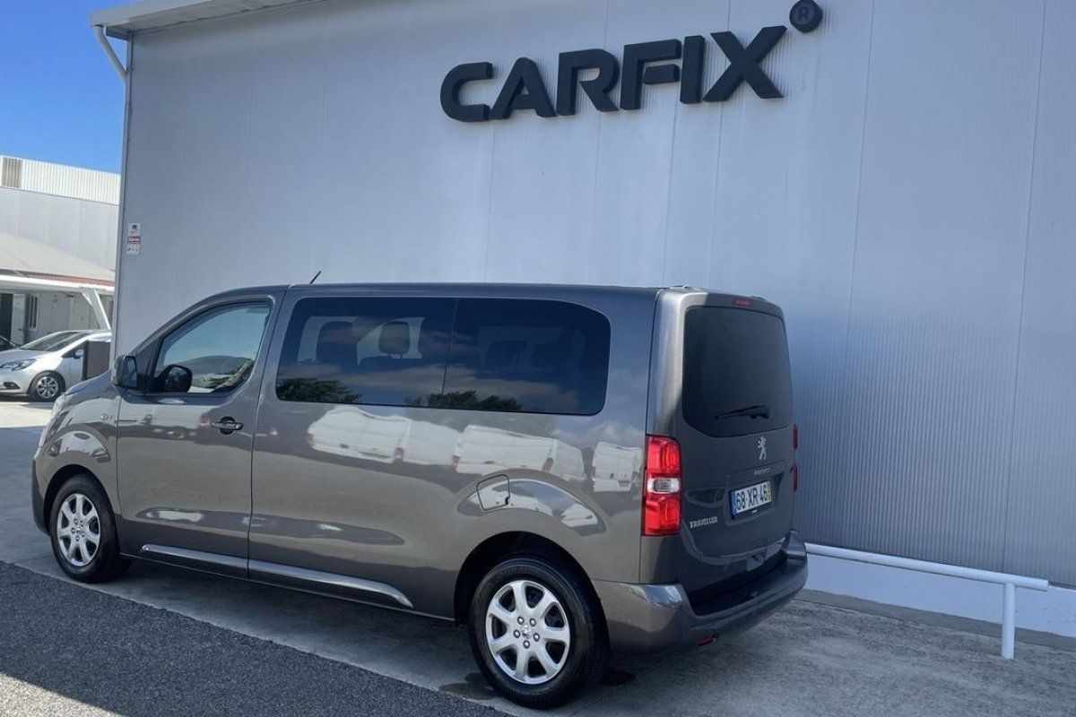 peugeot-traveller-2019-diesel-1499cc