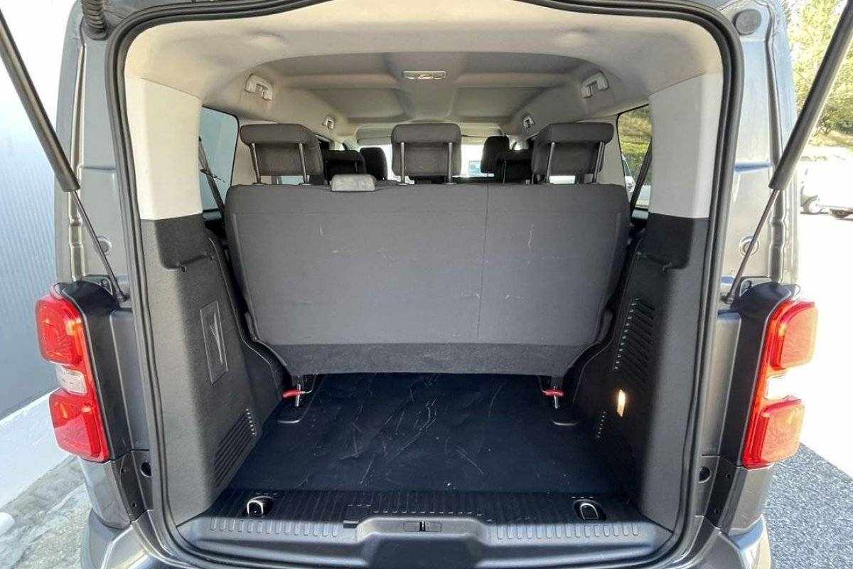 peugeot-traveller-2019-diesel-1499cc