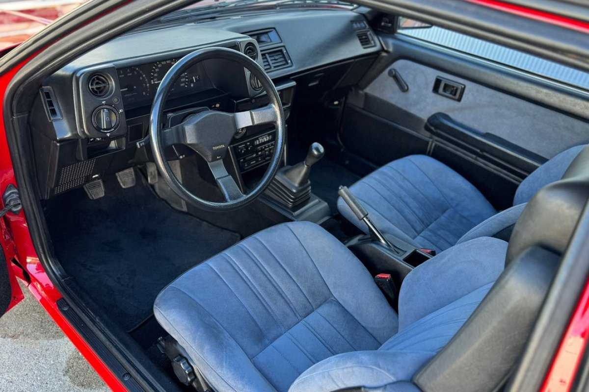 toyota-corolla-1986-gasolina-1587cc