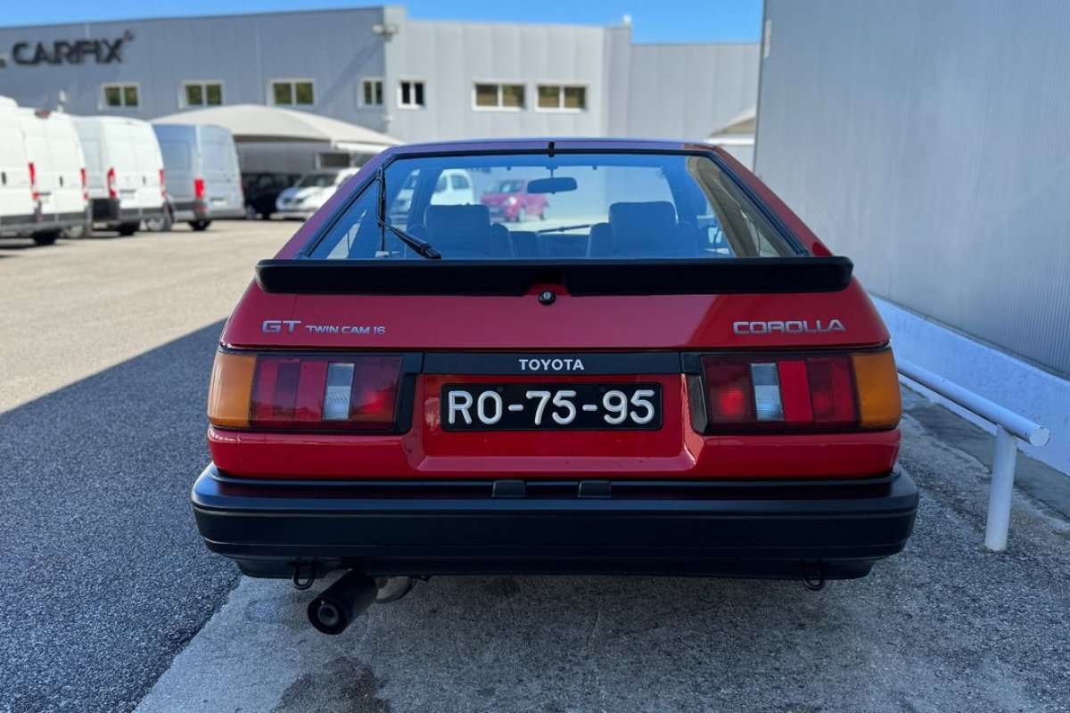 toyota-corolla-1986-gasolina-1587cc