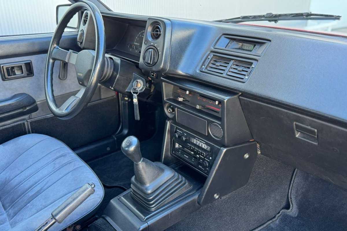 toyota-corolla-1986-gasolina-1587cc