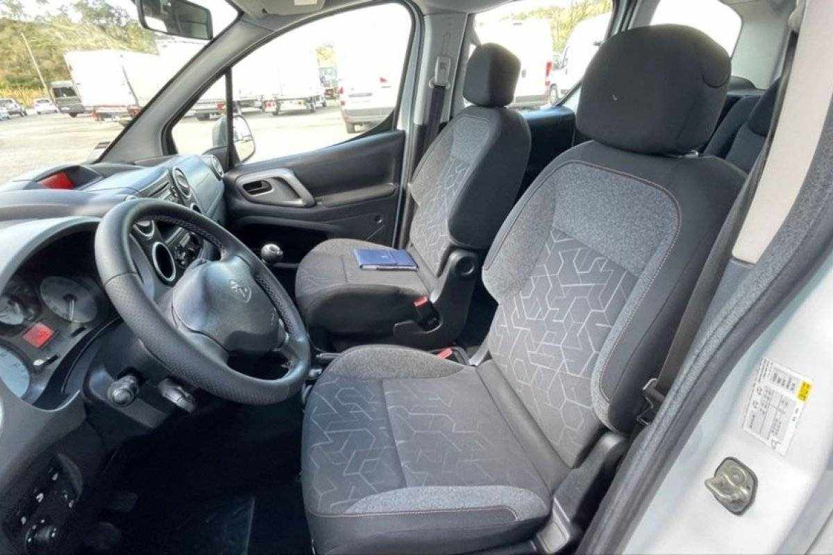peugeot-partner-2017-diesel-1560cc