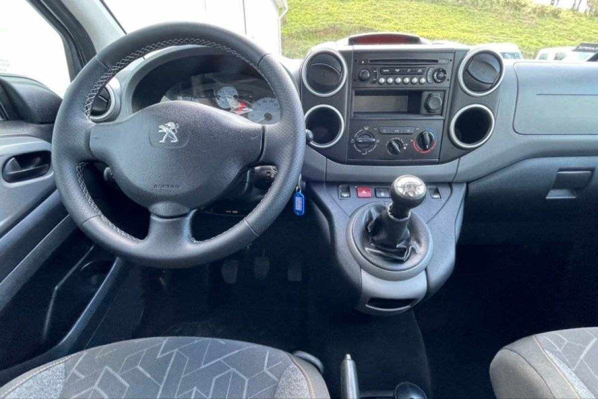peugeot-partner-2017-diesel-1560cc