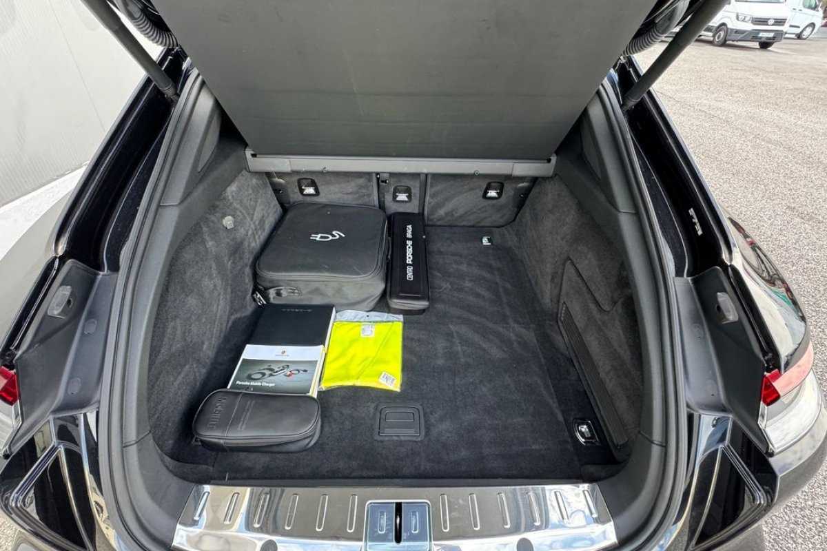 porsche-panamera-sport-turismo-2021-hibrido-a-gasolina-2894cc