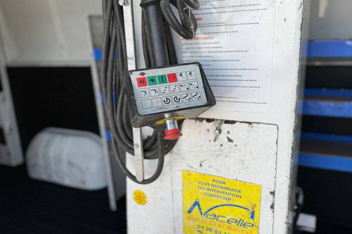 renault-master-2012-diesel-2299cc