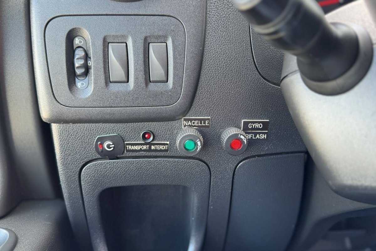 renault-master-2012-diesel-2299cc