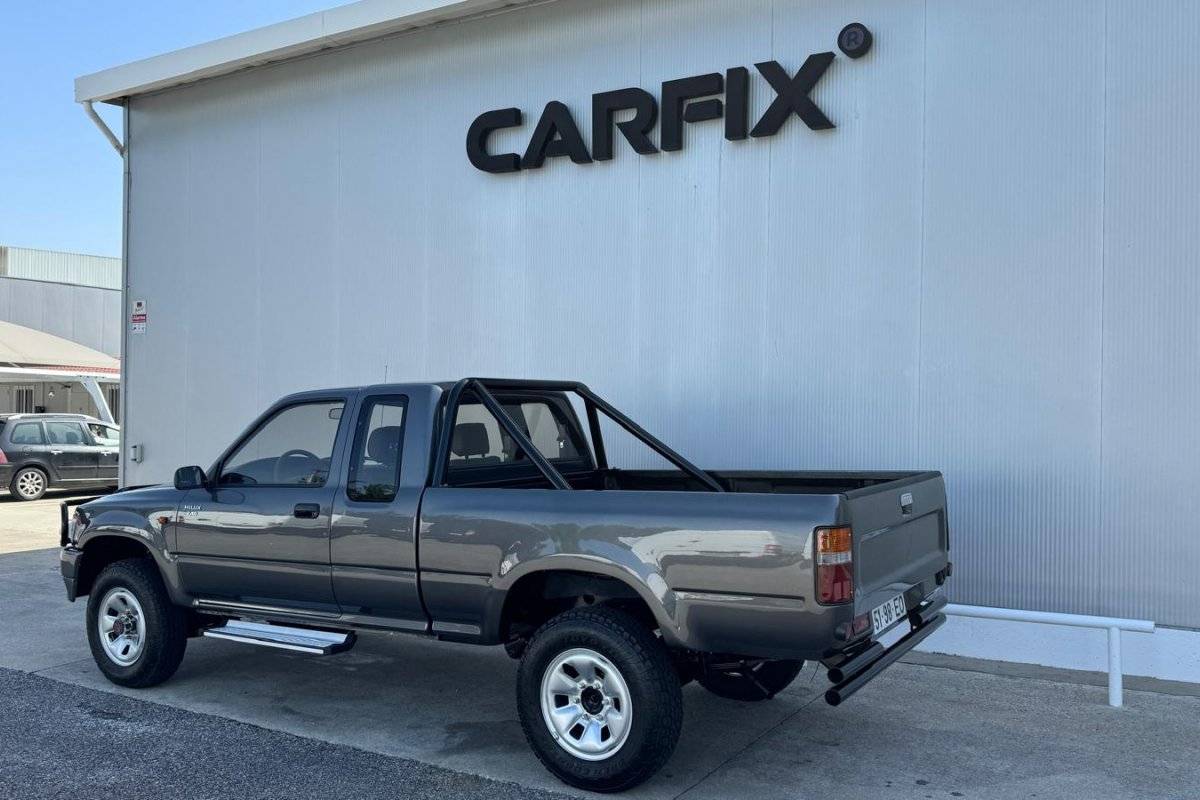 toyota-hilux-1994-diesel-2446cc