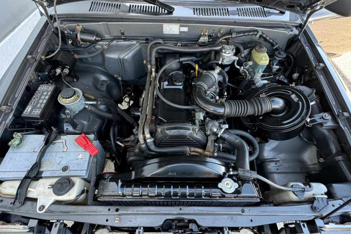 toyota-hilux-1994-diesel-2446cc