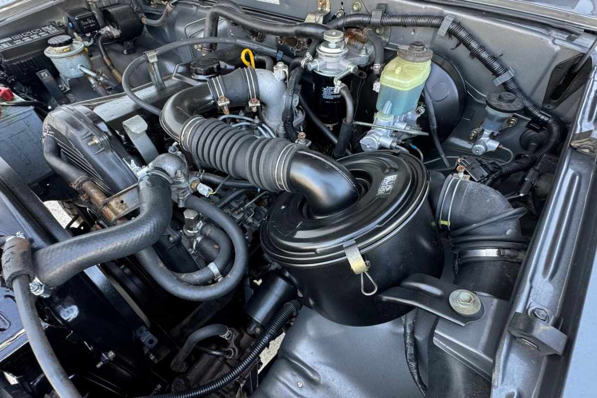 toyota-hilux-1994-diesel-2446cc