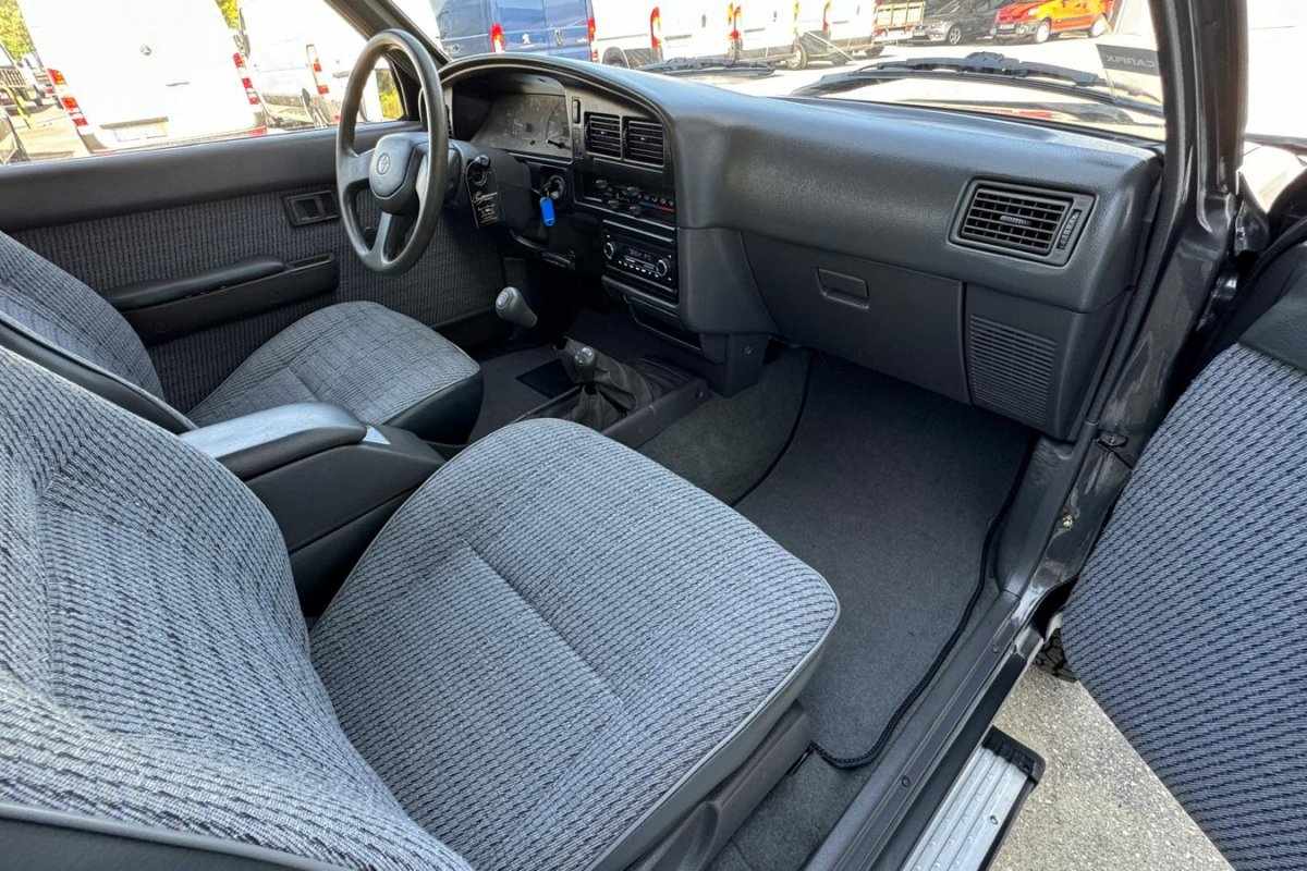toyota-hilux-1994-diesel-2446cc