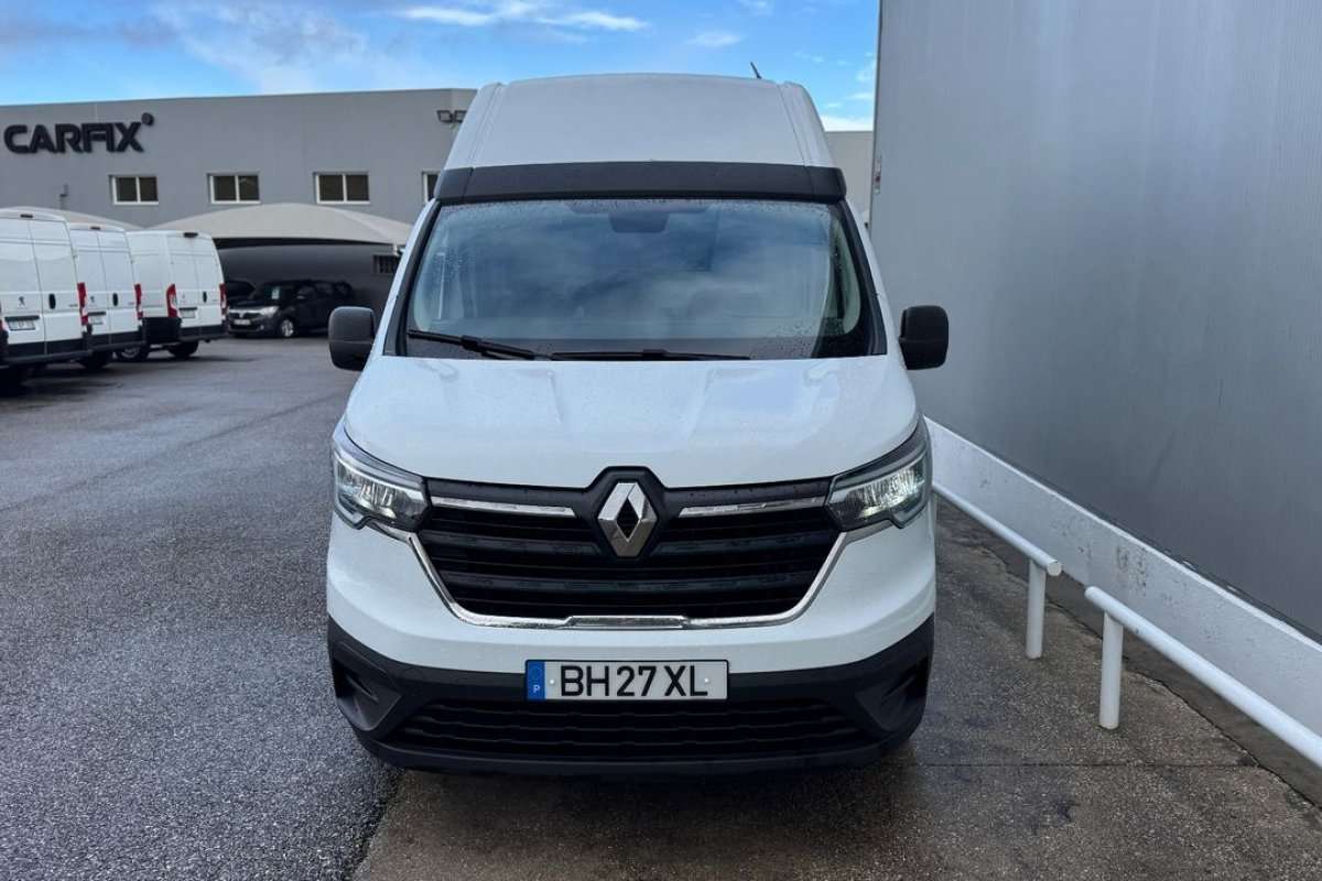 renault-trafic-2024-diesel-1997cc
