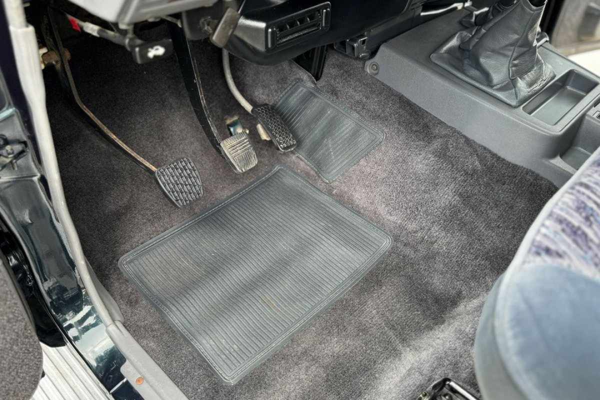 toyota-land-cruiser-1994-diesel-2982cc