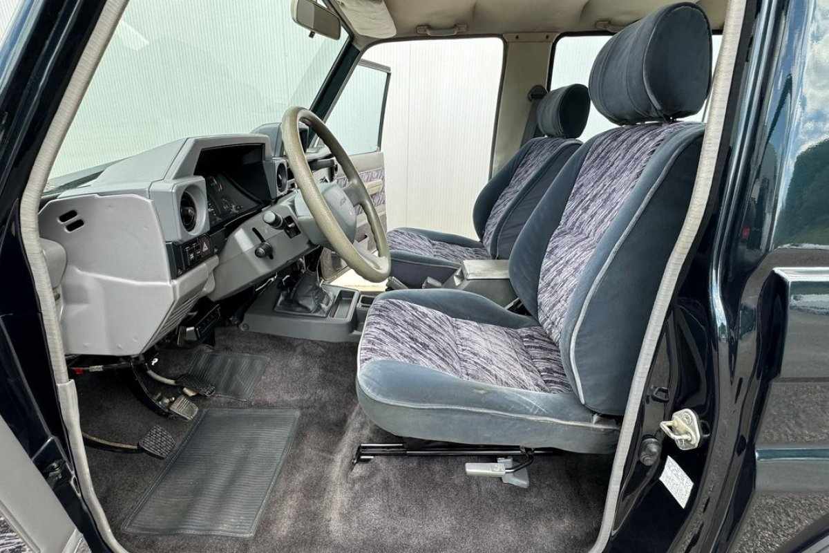 toyota-land-cruiser-1994-diesel-2982cc
