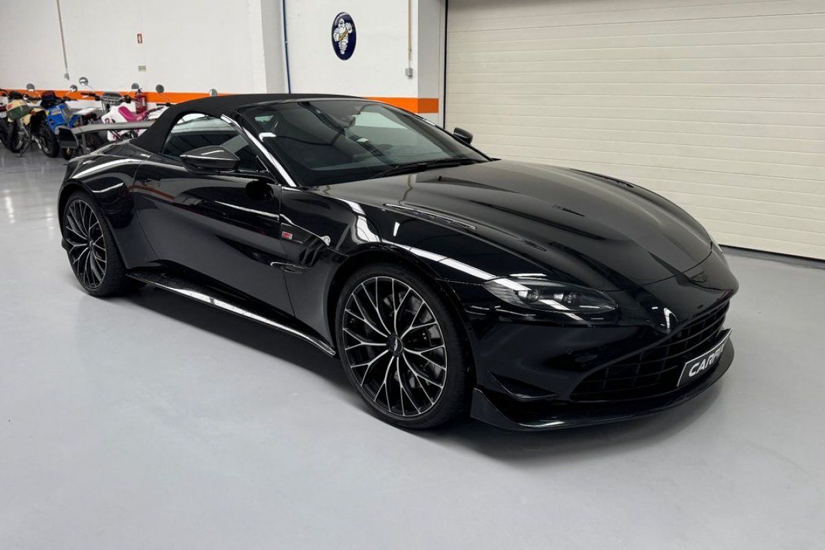 aston-martin-vantage-roadster-2022-gasolina-3982cc