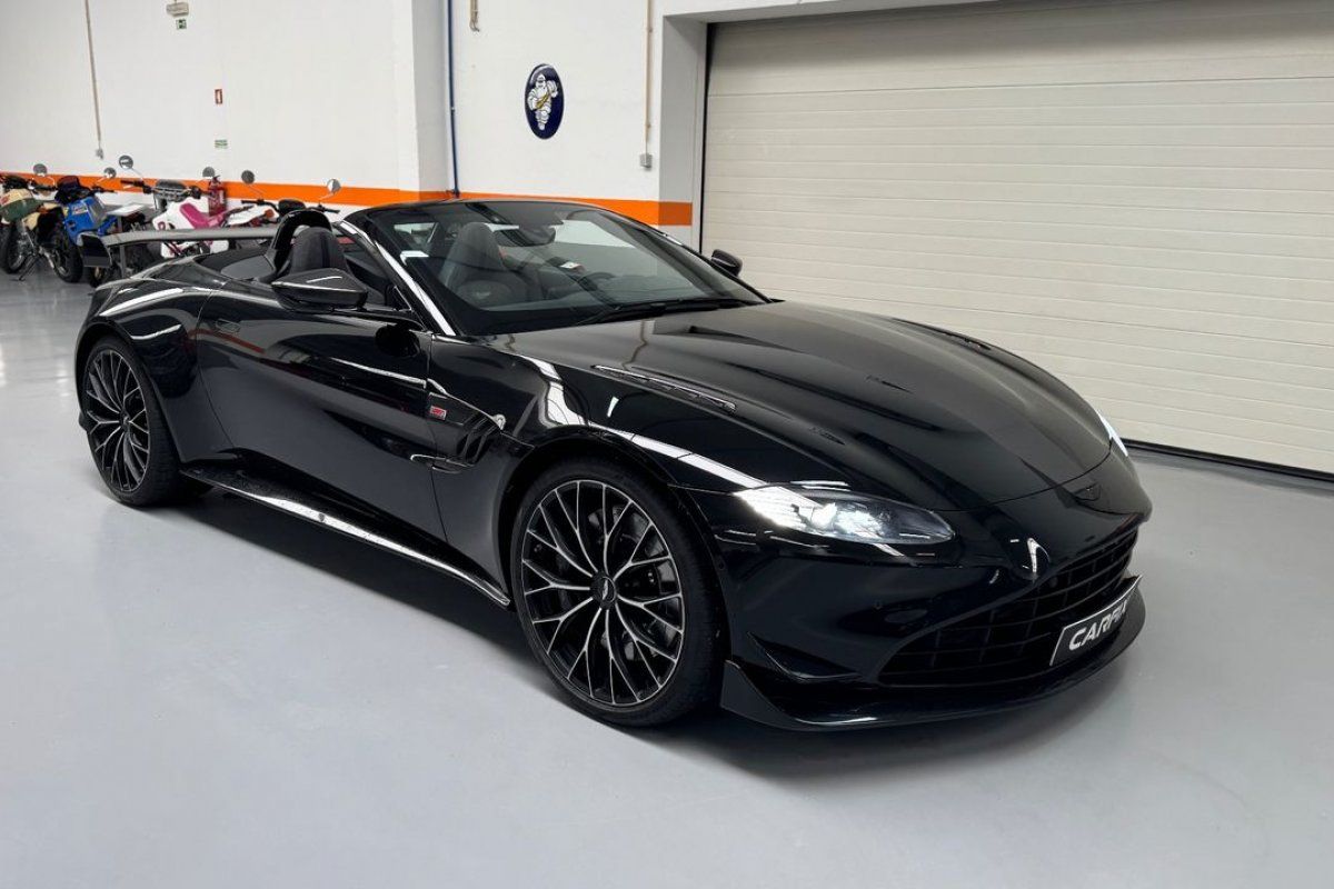 aston-martin-vantage-roadster-2022-gasolina-3982cc