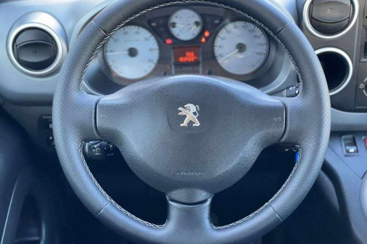 peugeot-partner-2017-diesel-1560cc