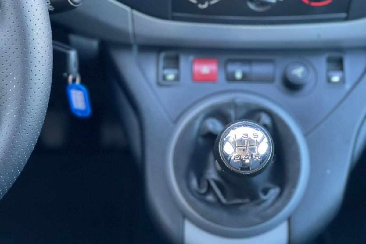 peugeot-partner-2017-diesel-1560cc