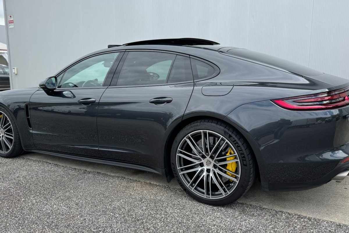 porsche-panamera-2019-hibrido-a-gasolina-3996cc