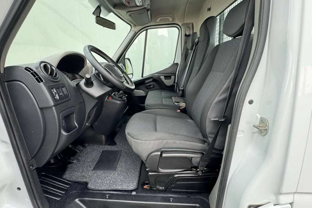 opel-movano-2017-diesel-2299cc