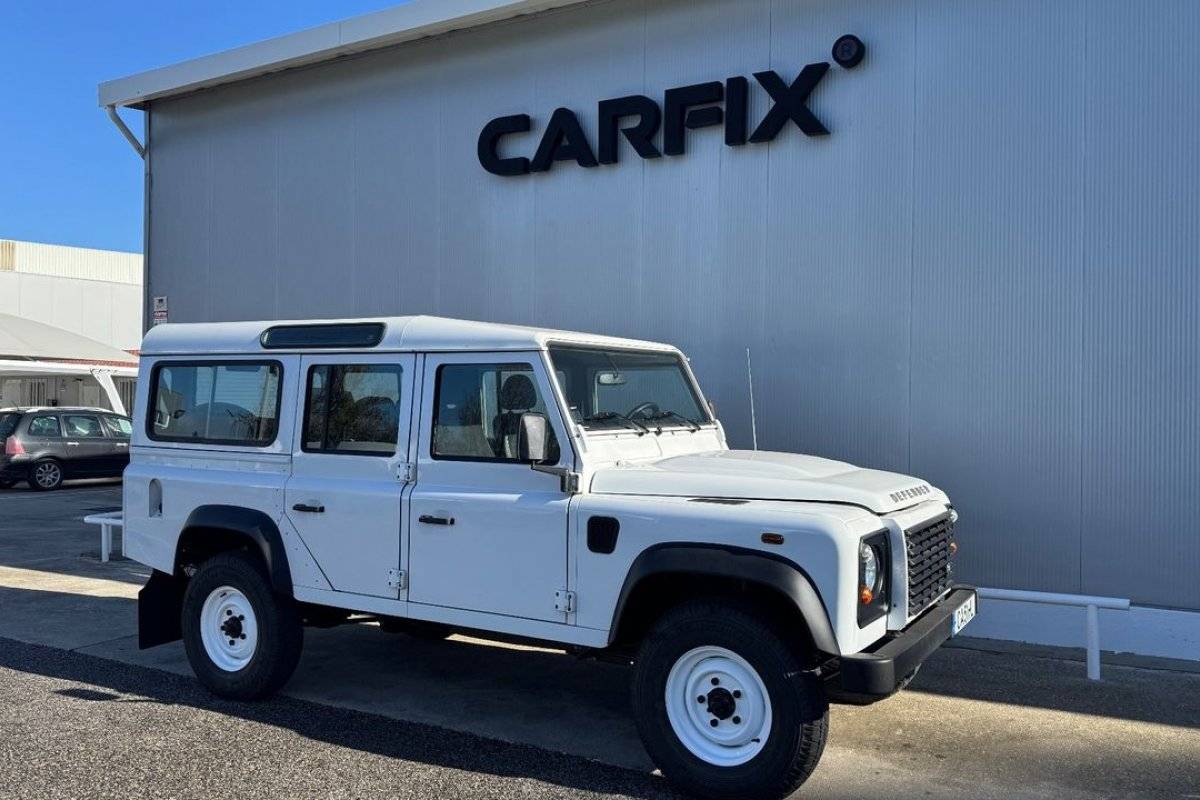 land-rover-defender-2015-diesel-2198cc