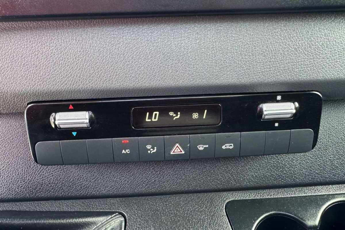mercedes-benz-sprinter-2020-diesel-2143cc