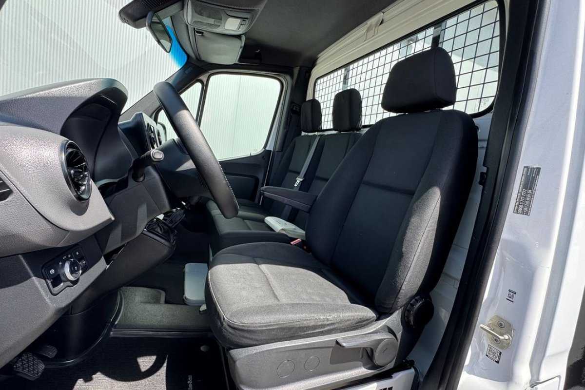 mercedes-benz-sprinter-2020-diesel-2143cc