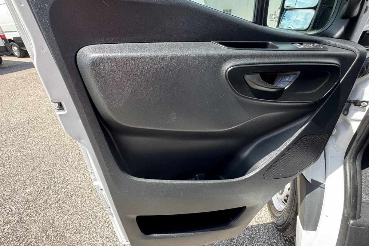 mercedes-benz-sprinter-2020-diesel-2143cc