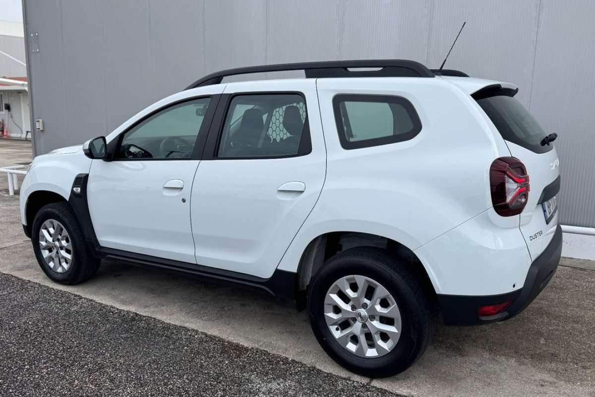 dacia-duster-2023-gpl-999cc