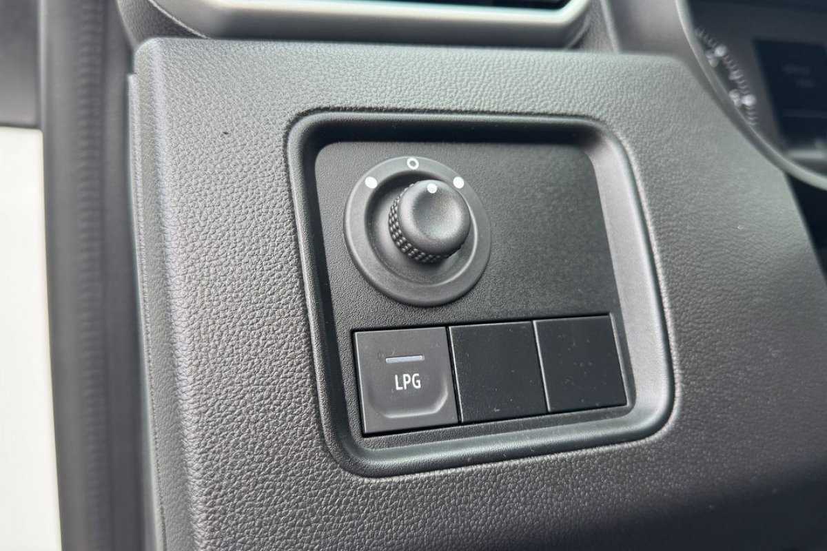 dacia-duster-2023-gpl-999cc