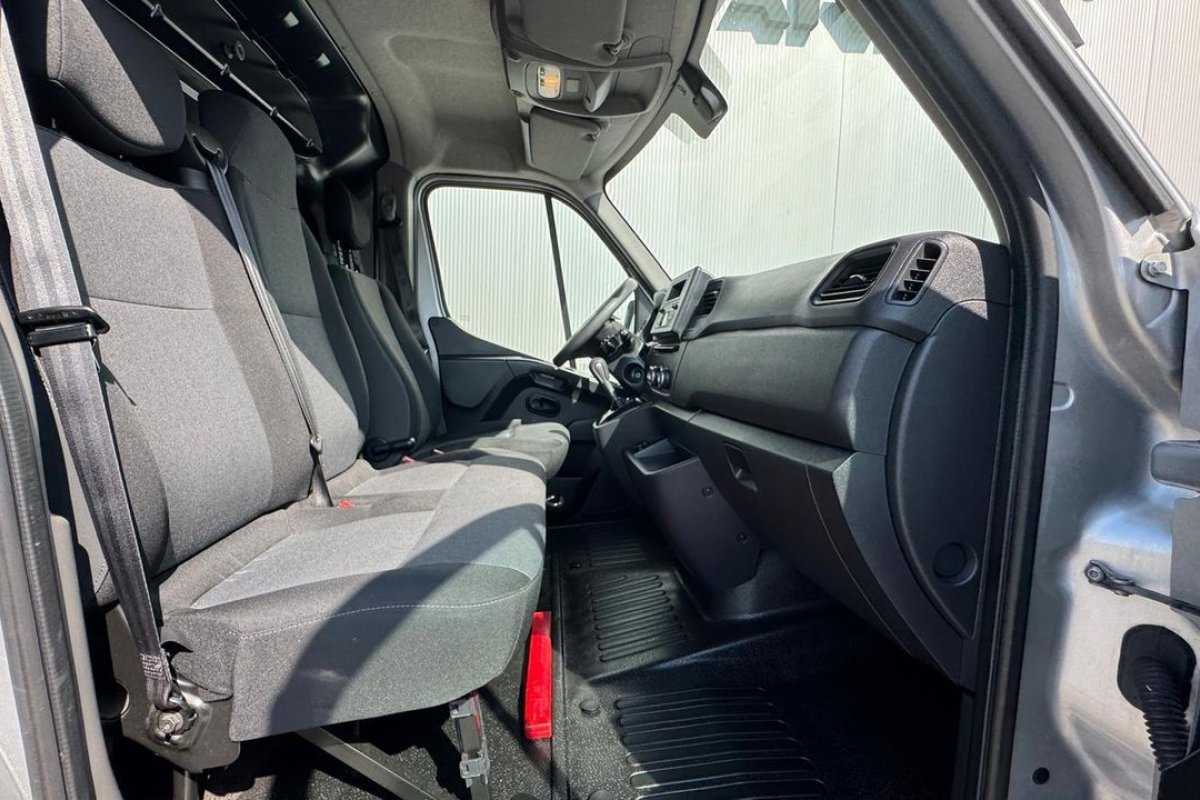 renault-master-2022-diesel-2299cc