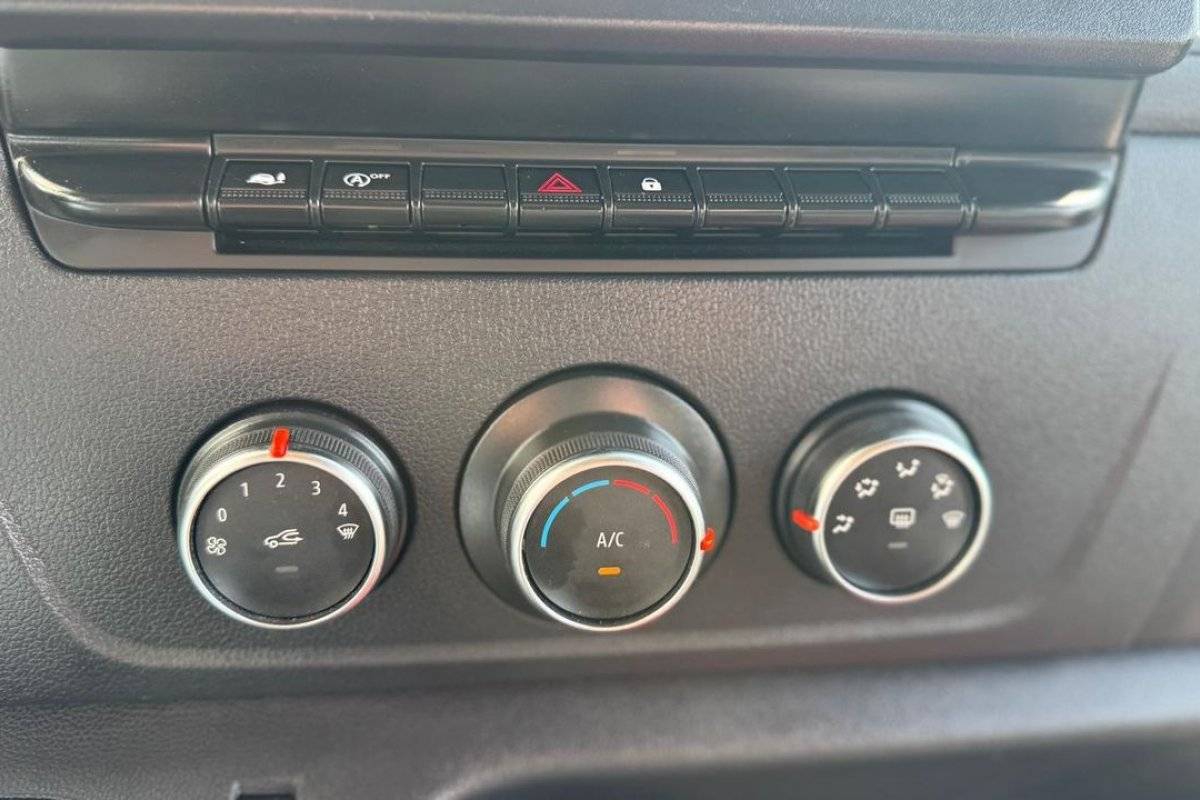 renault-master-2022-diesel-2299cc