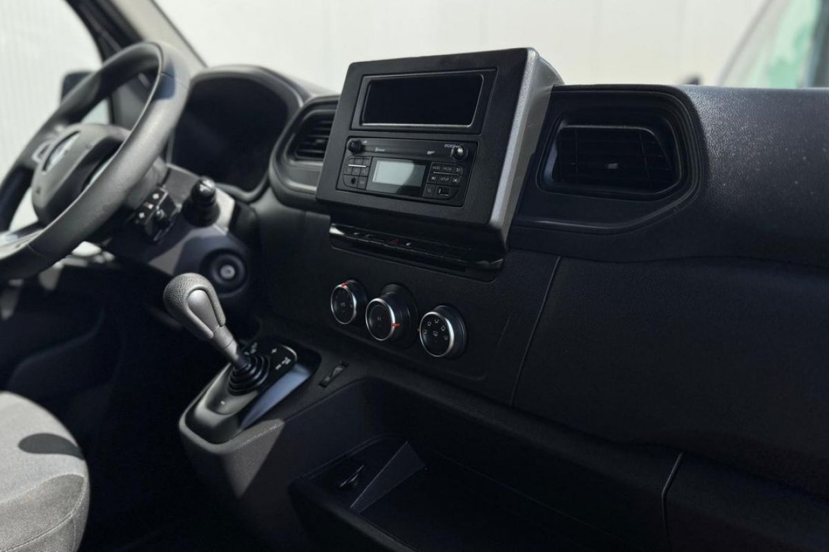 renault-master-2022-diesel-2299cc