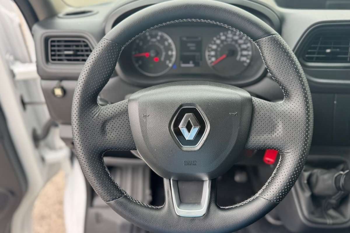renault-master-2020-diesel-2299cc