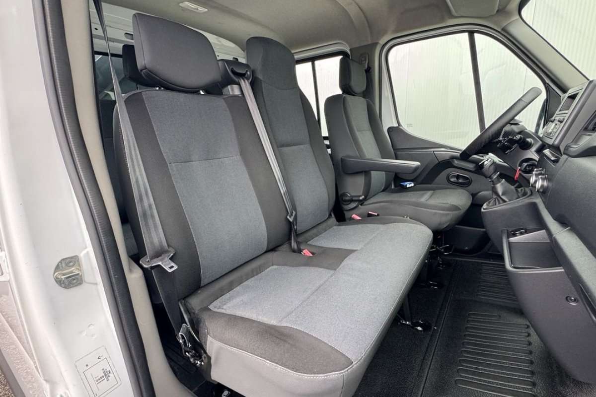 renault-master-2020-diesel-2299cc