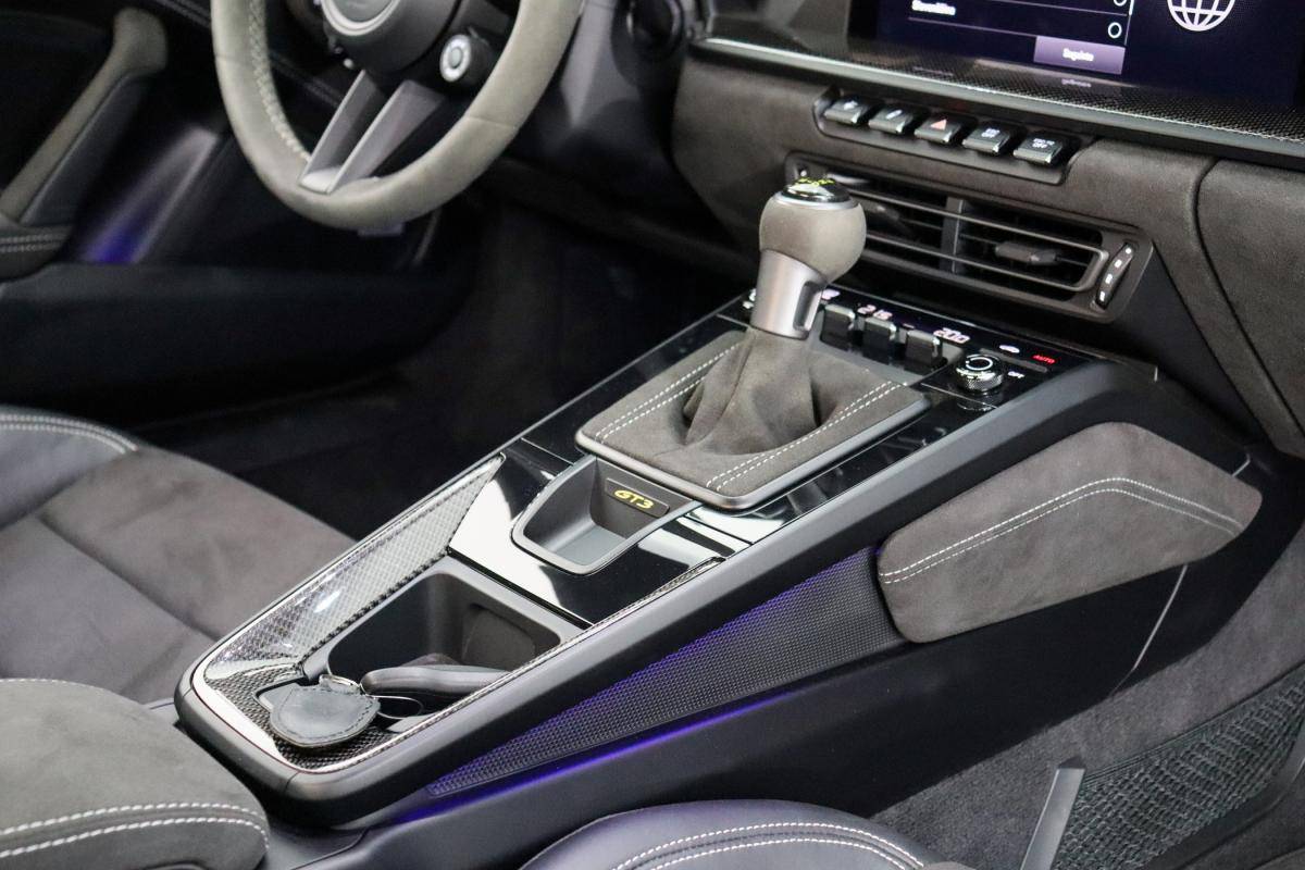 porsche-992-2021-gasolina-3996cc