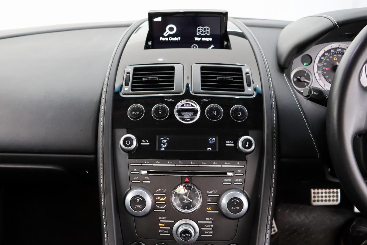aston-martin-vantage-coupe-2012-gasolina-4735cc