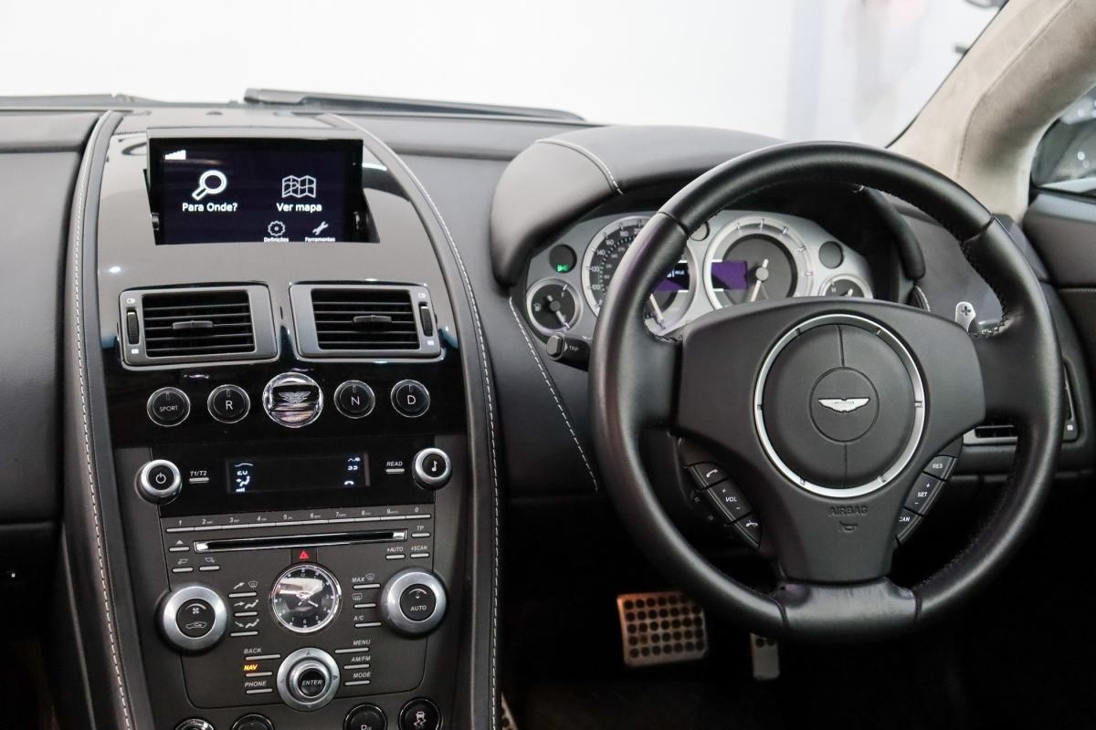 aston-martin-vantage-coupe-2012-gasolina-4735cc