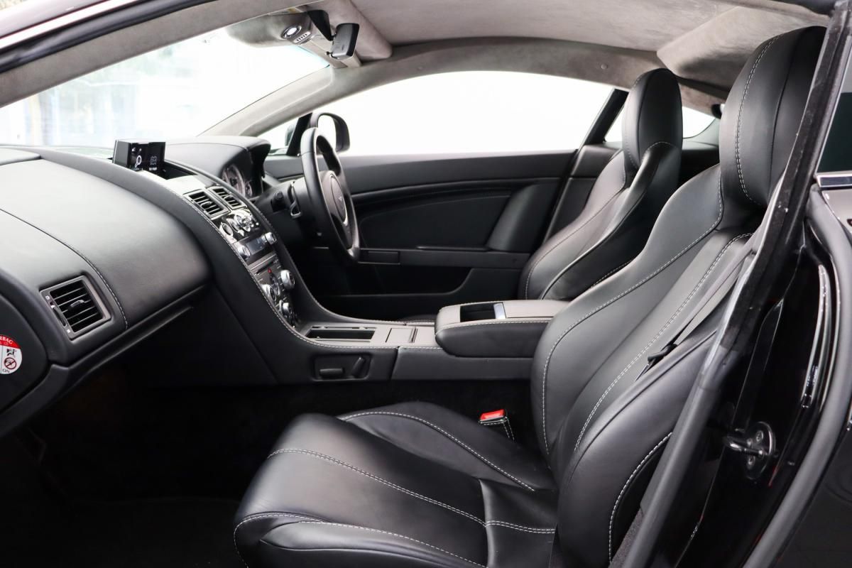 aston-martin-vantage-coupe-2012-gasolina-4735cc