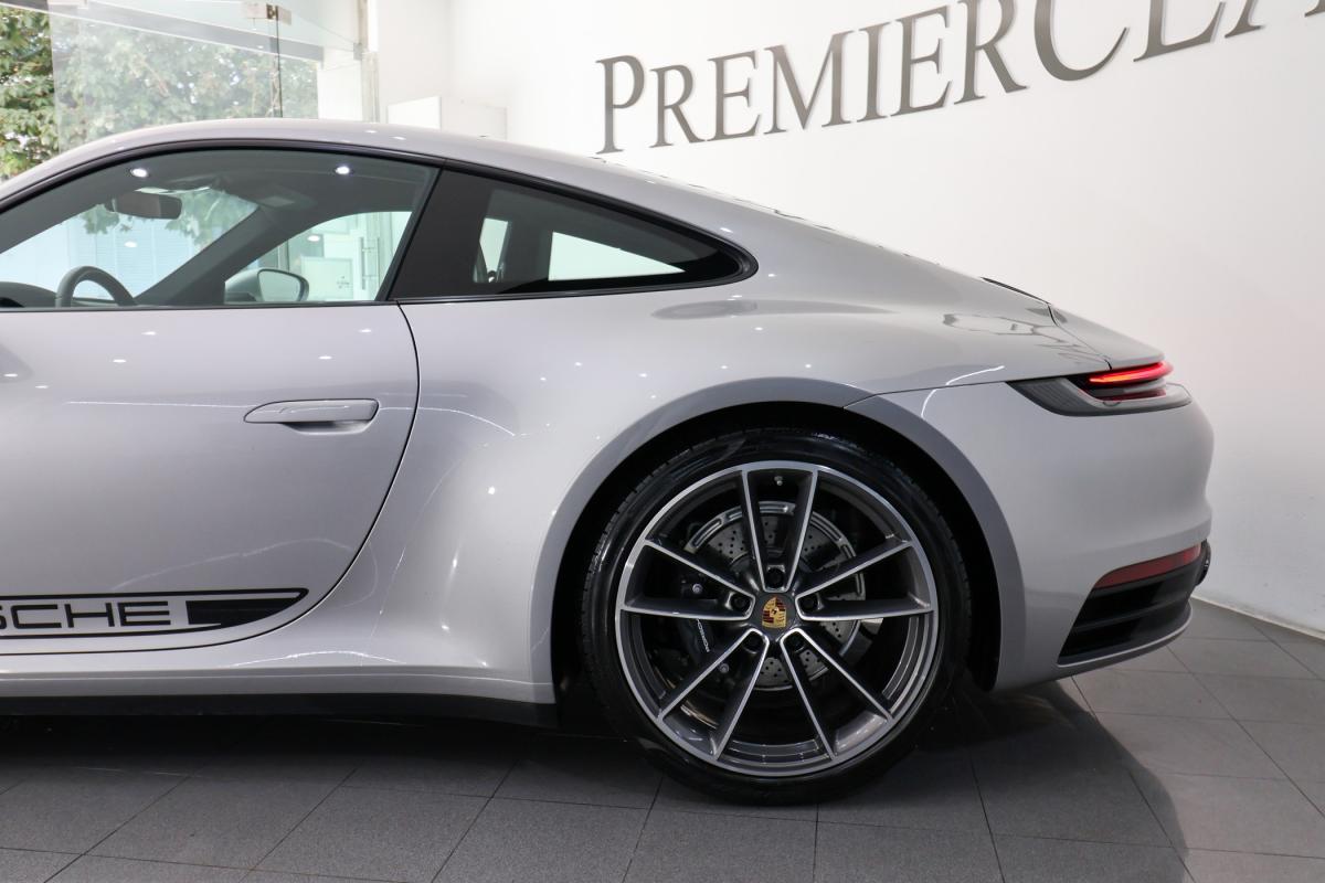 porsche-992-2020-gasolina-2981cc