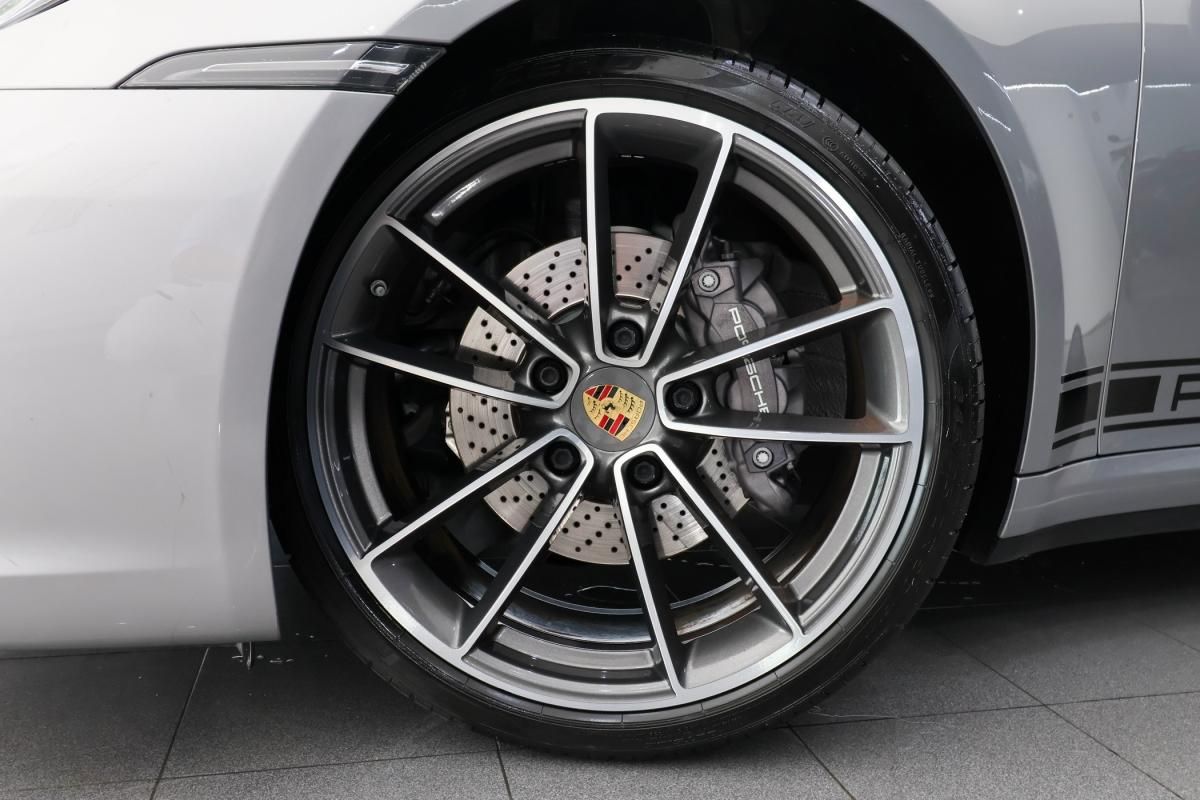 porsche-992-2020-gasolina-2981cc